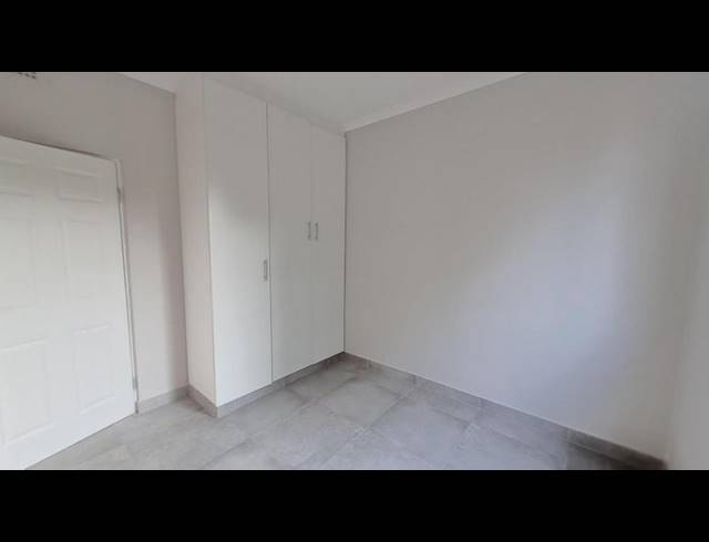 2 BEDROOM PROPERTY TO RENT IN SEA VIEW
